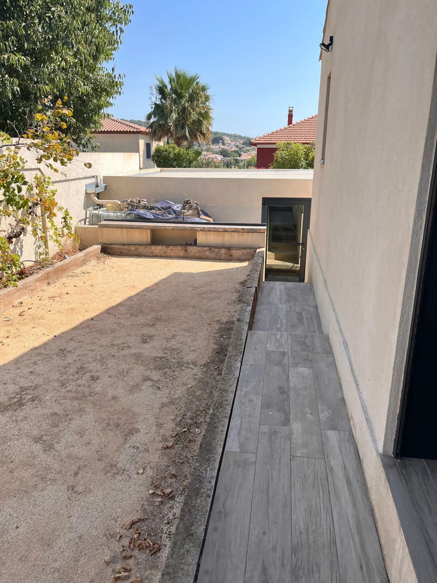 Projet de conception d’une terrasse et d’un terrain de pétanque à Martigues (13) — visuel 1