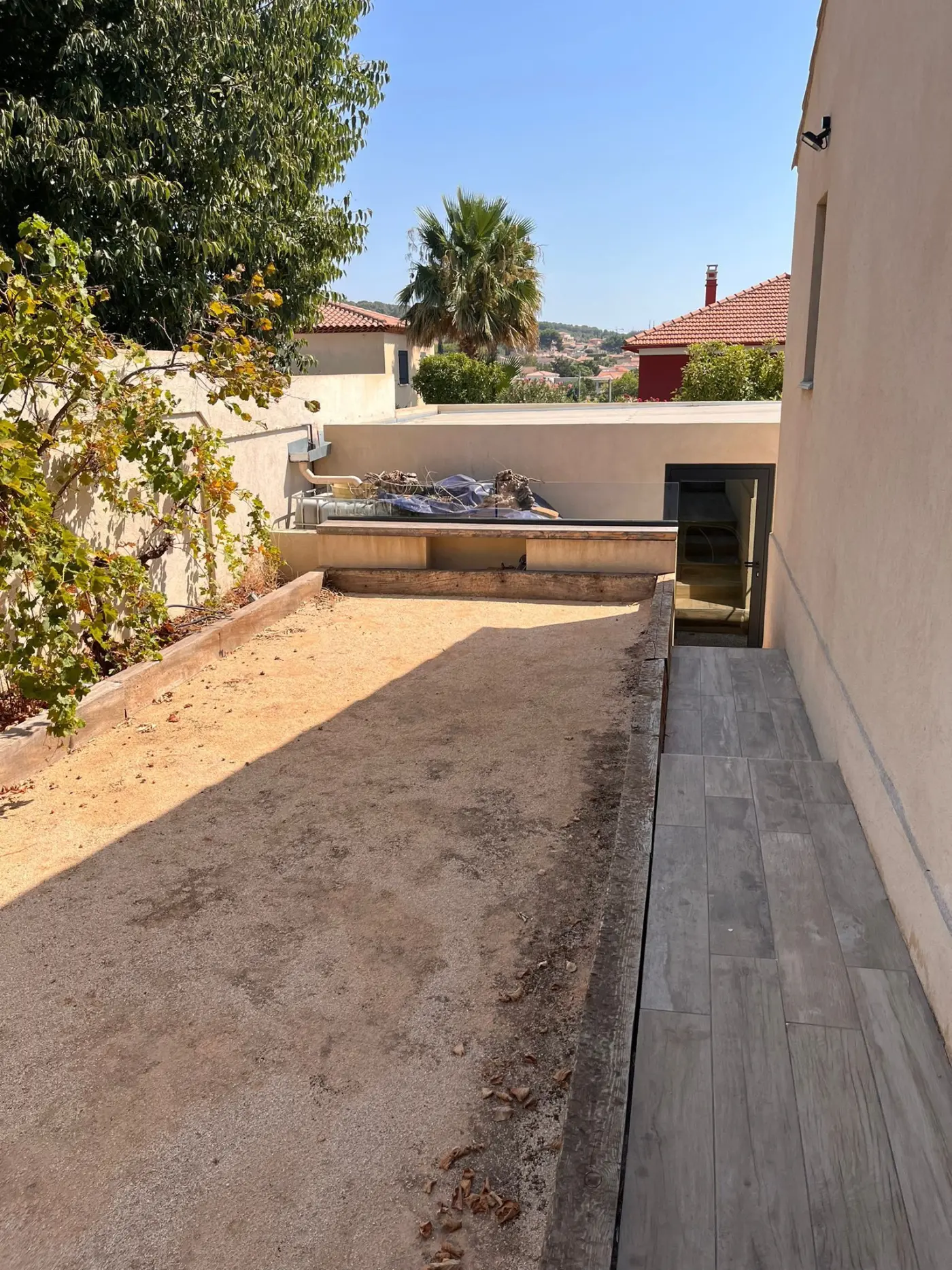 Projet de conception d’une terrasse et d’un terrain de pétanque à Martigues (13) — visuel 3