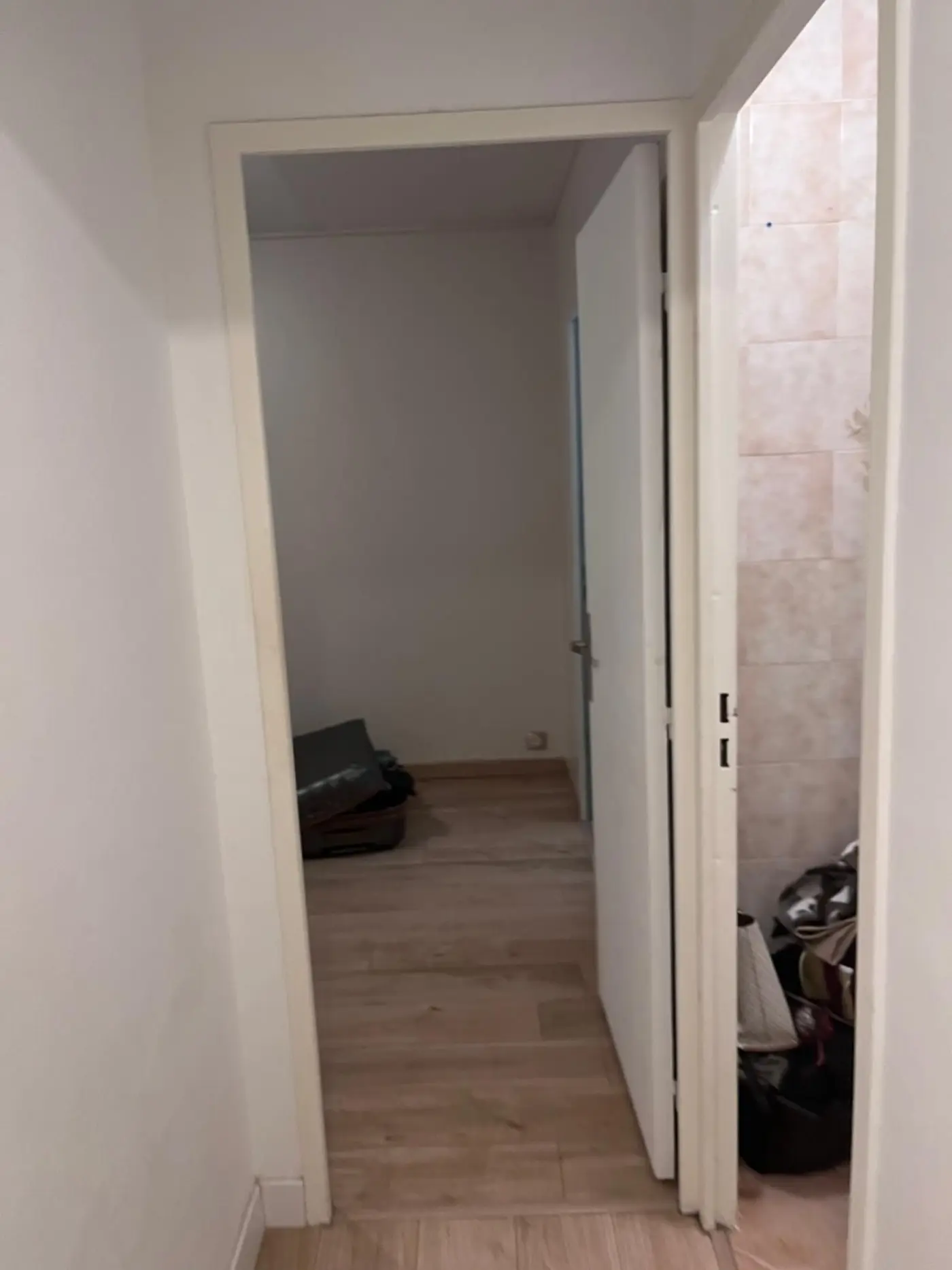 Projet de conception d’une suite parentale avec salle de bain ouverte à vitrolles (13) — visuel 9
