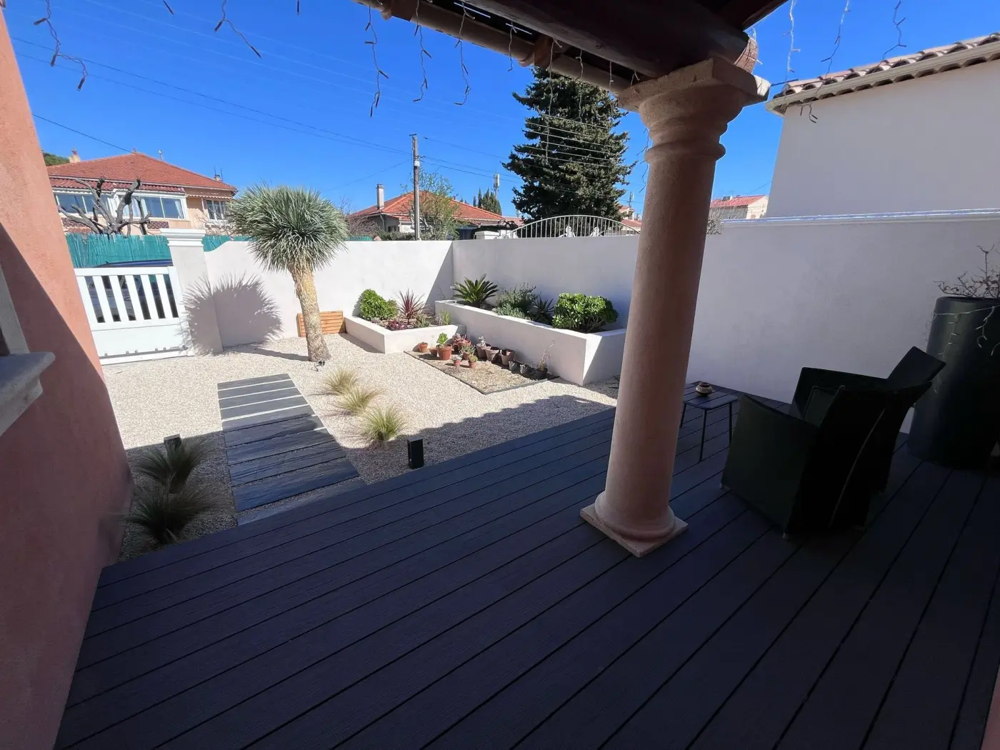 Aménagement d’une entrée extérieure à Rognac (13) — visuel 12