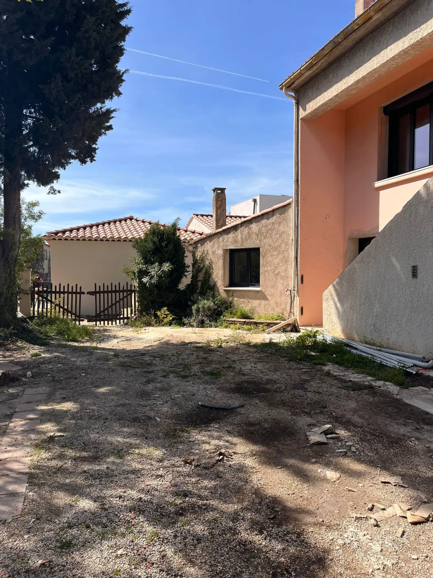 Conception et d’aménagement du parking et de l’espace extérieur d’un cabinet médical à Rognac (13) — visuel 5